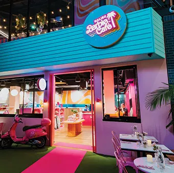 Malibu Barbie Café
